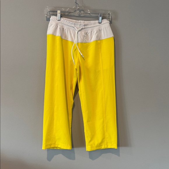 lululemon athletica Pants - Lululemon Athletica White and Yellow Drawstring crop Pants